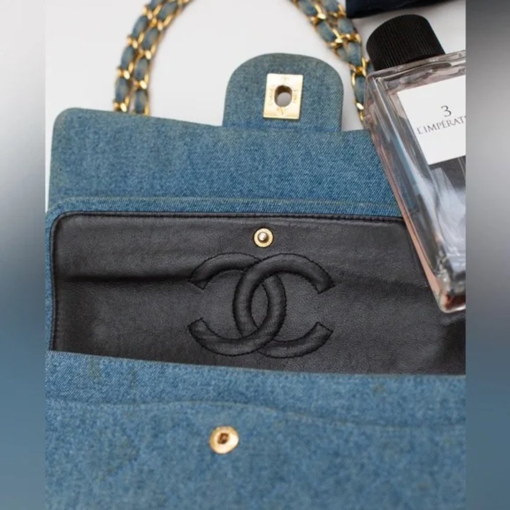 VTG CHANEL 1992 CLASSIC DENIM MEDIUM FLAP BAG PURSE CC TURN LOCK 24k - Picture 8 of 13